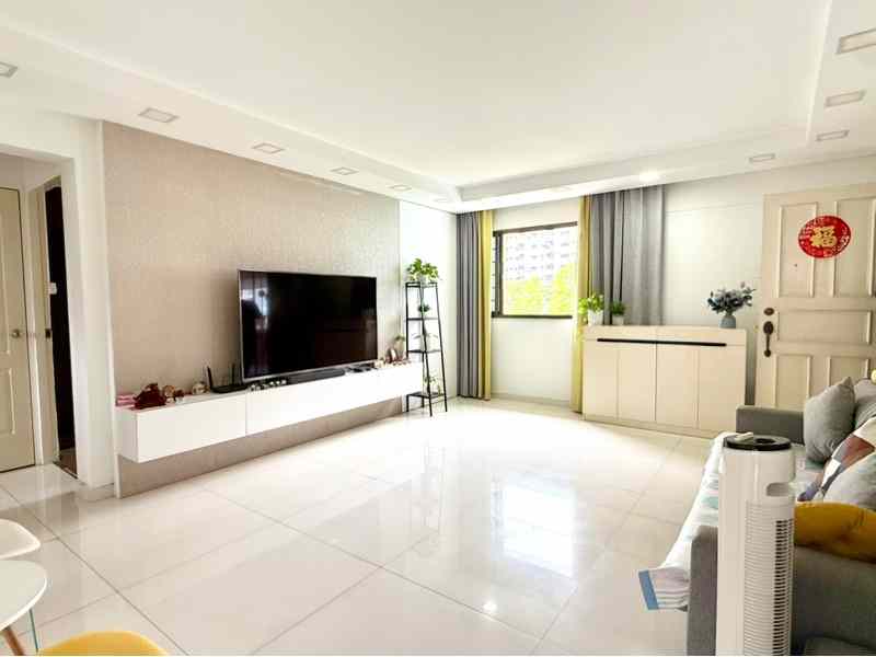 121 Bedok North Road: D16 Bedok HDB Apartment | Prop-GPT the AI-Powered Property Guru