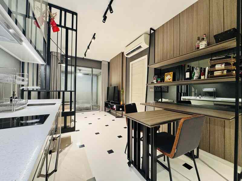 Sophia Hills: D09 Cairnhill Condominium | Prop-GPT the AI-Powered Property Guru