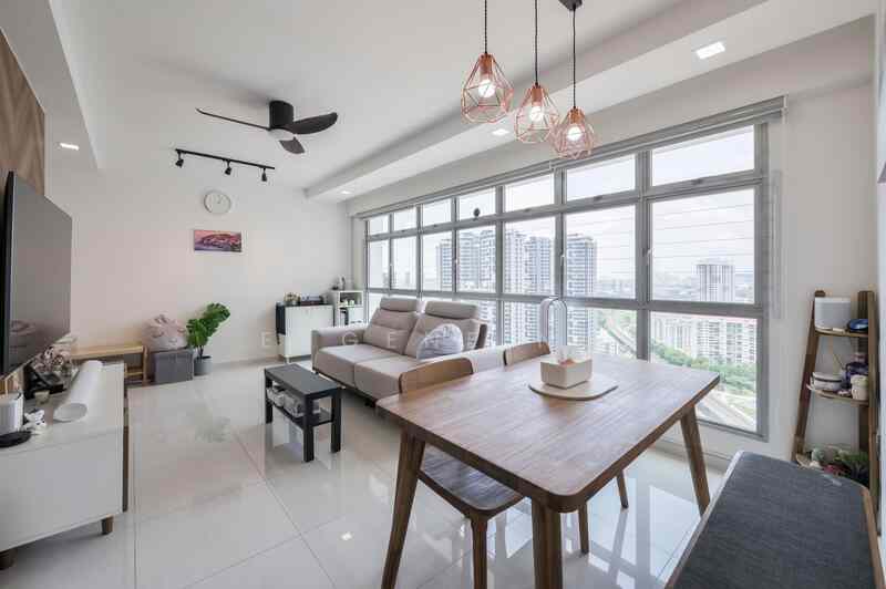 Prop-GPT: HDB Flat: D05 Clementi 440B Clementi Avenue 3