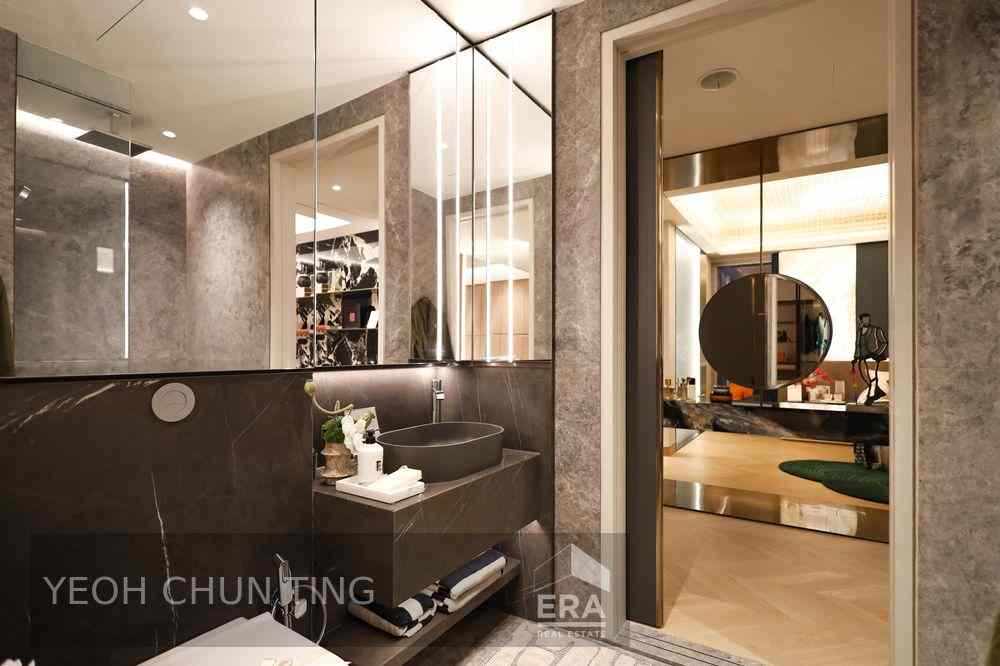 Prop-GPT: Condominium: D01 Marina W Residences Marina View - Singapore