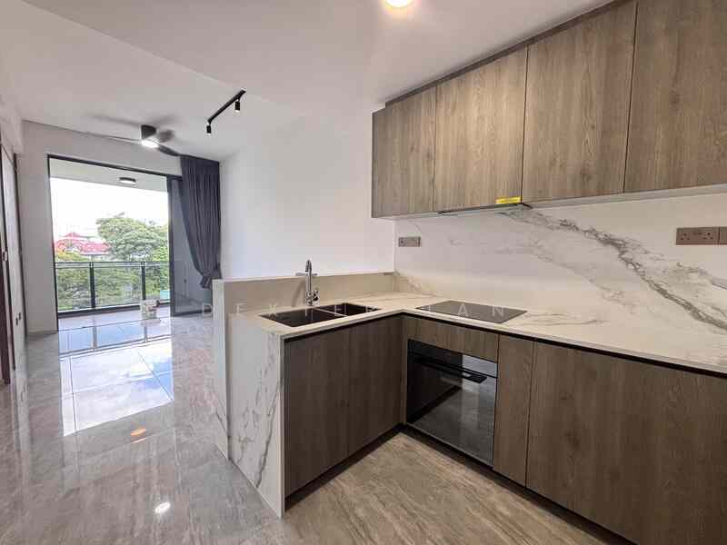 Leedon Green: D10  Condominium | Prop-GPT the AI-Powered Property Guru