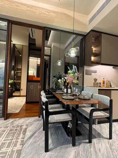 Prop-GPT: Condominium: D10 Grange Road Grange 1866