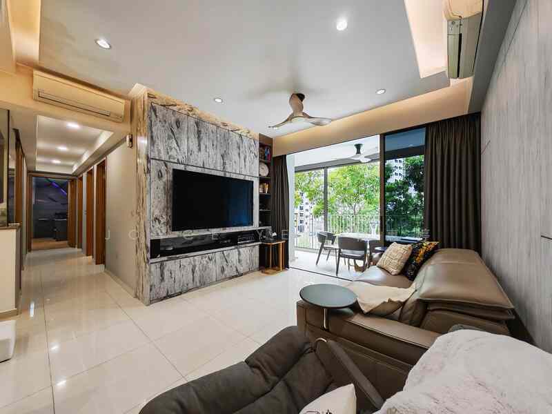 Prop-GPT: Condominium: D19  Rivercove Residences EC