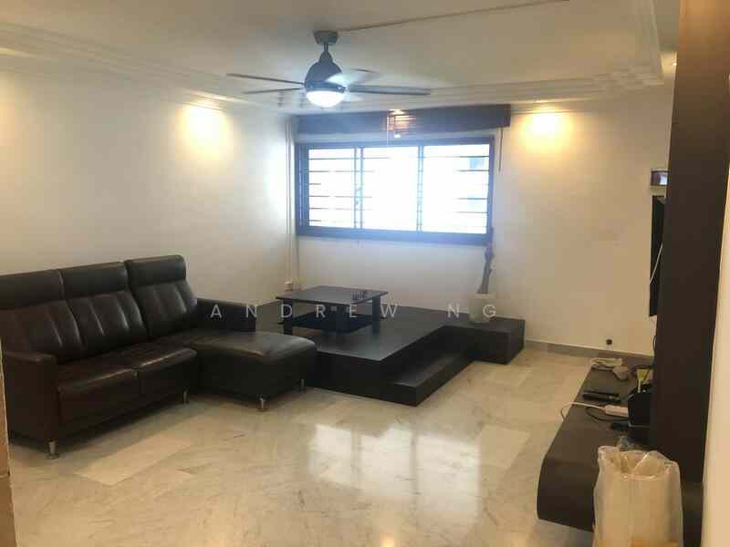 302 Clementi Avenue 4: D05 Clementi HDB Flat | Prop-GPT the AI-Powered Property Guru