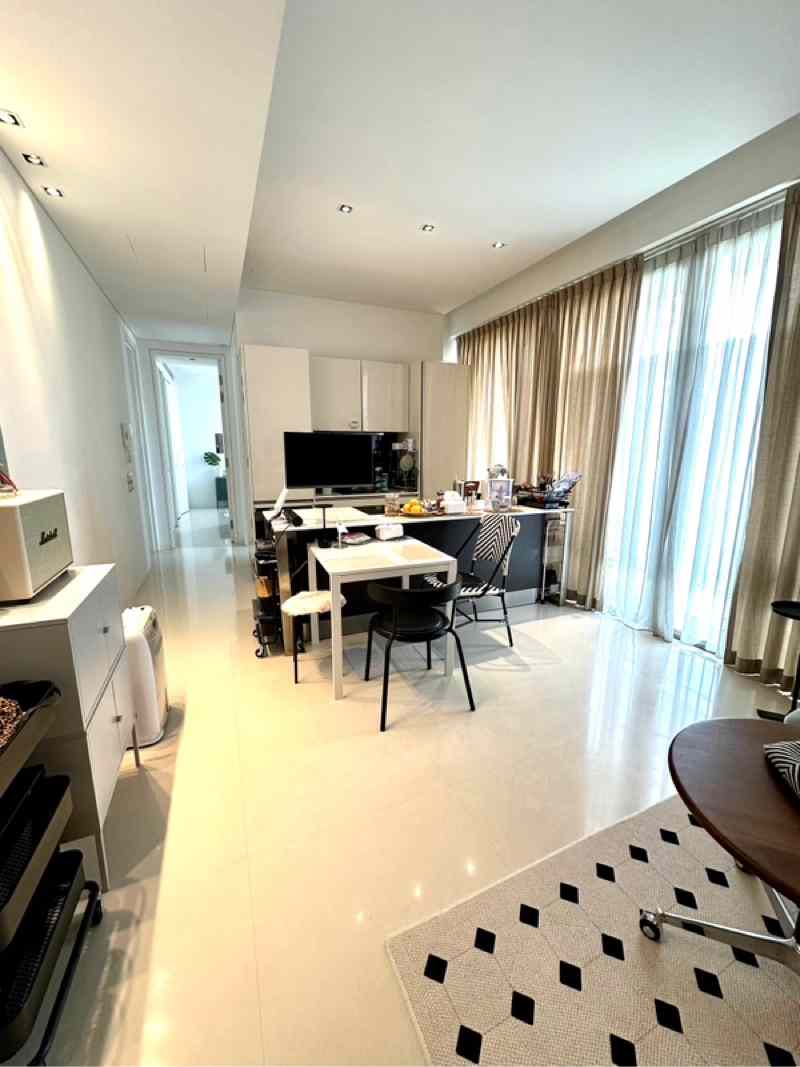 Scotts Square: D09 Cairnhill Condominium | Prop-GPT the AI-Powered Property Guru