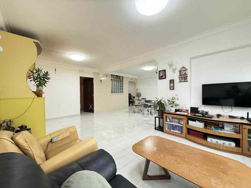 223 Simei Street 4: D18 Simei HDB Flat | Prop-GPT the AI-Powered Property Guru