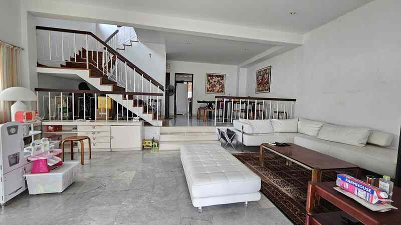 Pasir Ris Beach Park: D18 Pasir Ris Corner Terrace | Prop-GPT the AI-Powered Property Guru