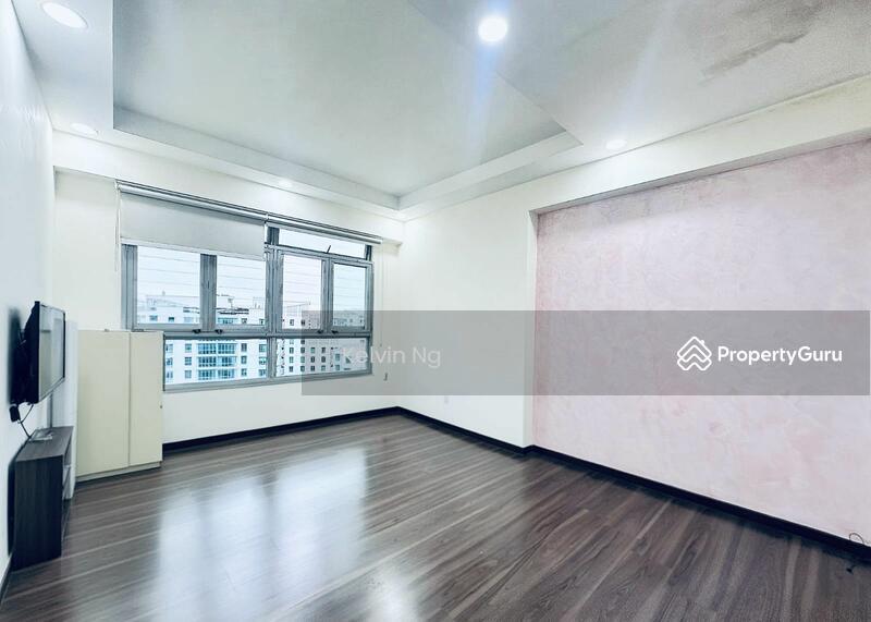Prop-GPT: HDB Flat: D19 Punggol 623C Punggol Central