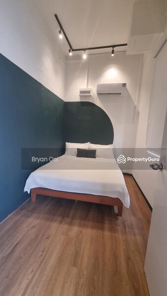 Walk-up Apartment for Rent: D08, 209128