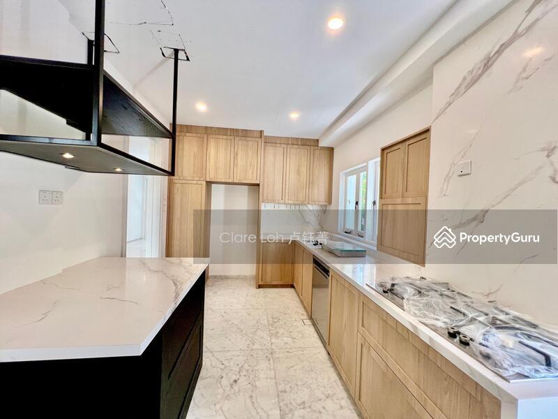 Bungalow - Good Class for Rent, +65*94686782Bukit Timah Road Brand New Black and White Bungalow, SGD 35,000