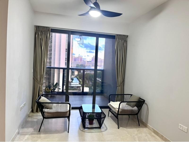 Prop-GPT: Condominium: D03  Commonwealth Towers