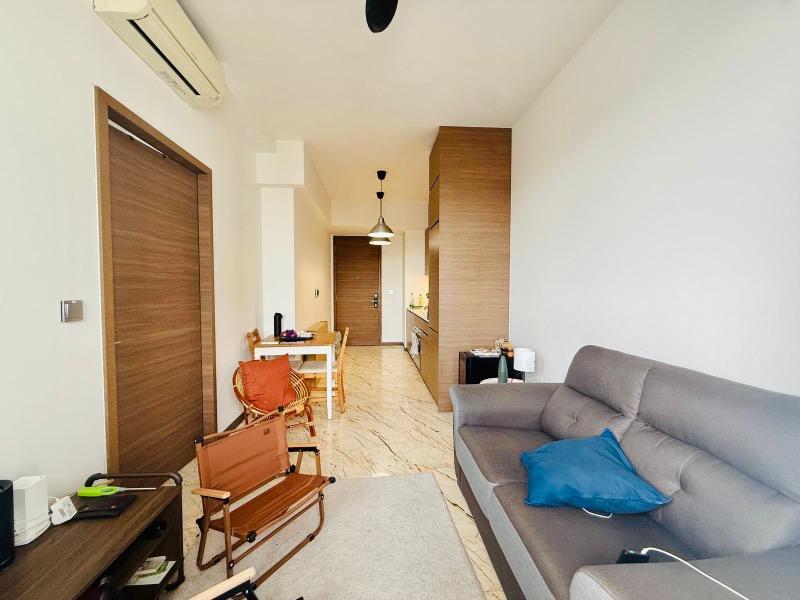 Prop-GPT: Condominium: D03  Queens Peak
