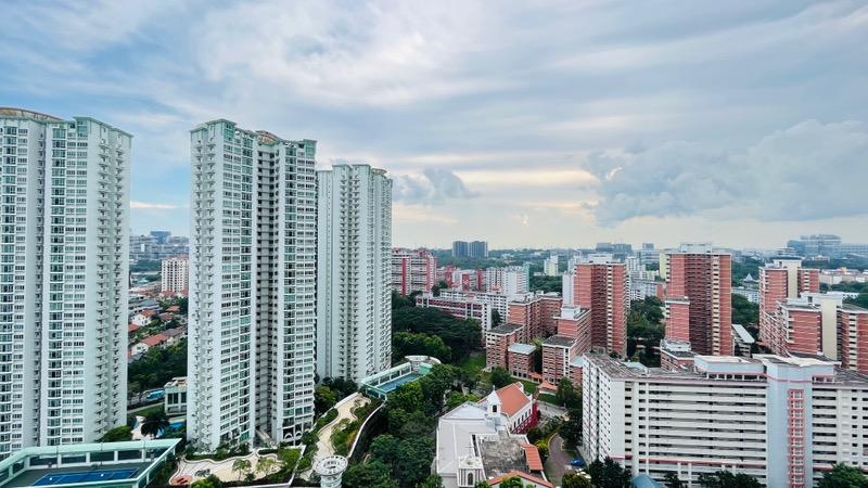Queens Peak Condominium For Rent, $3,800, 1 Bed 1 Bath 430 sqft $8.84 psf