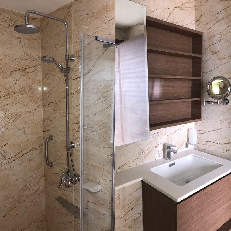 Queens Peak Condominium For Rent, $3,800, 1 Bed 1 Bath 430 sqft $8.84 psf