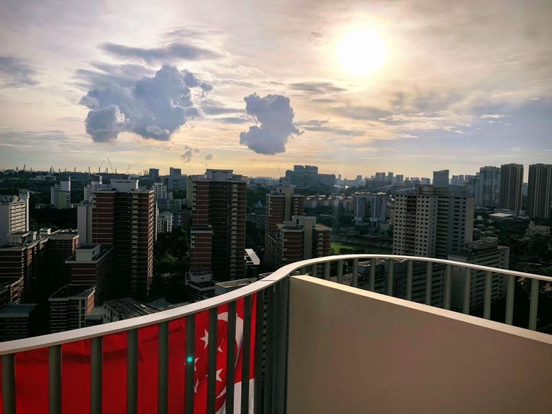 Queens Peak Condominium For Rent, $3,800, 1 Bed 1 Bath 430 sqft $8.84 psf
