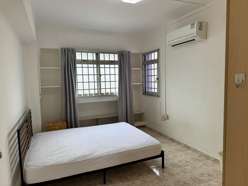 668B Jurong West Street 64 HDB Apartment For Rent, $3,500, 3 Bed 2 Bath 968 sqft $3.62 psf