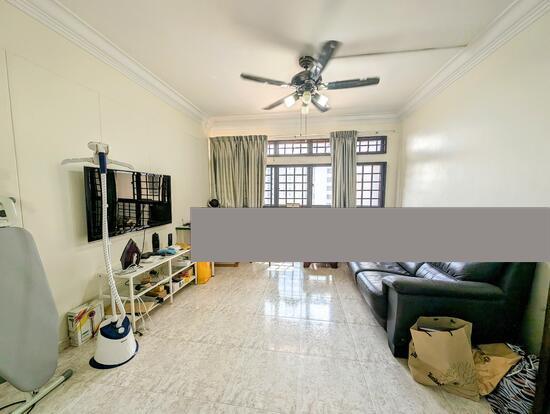 Prop-GPT: HDB Apartment: D22 Boon Lay 517A Jurong West Street 52