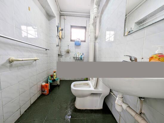517A Jurong West Street 52 HDB Apartment For Rent, $3,800, 3 Bed 2 Bath 1,022 sqft $3.72 psf
