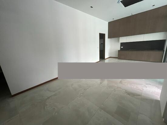 Prop-GPT: Terrace: D15  East Coast Avenue