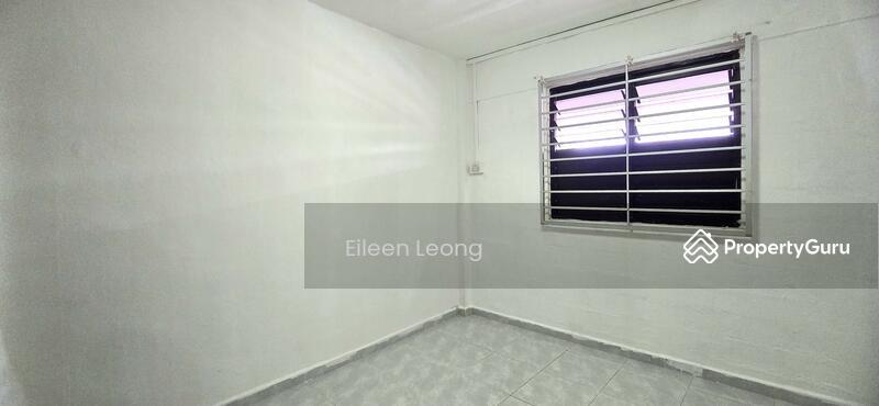 HDB Flat for Rent: D25, 730019