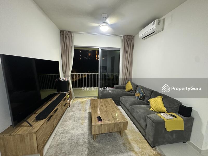 Condominium for Rent: D16, 465493