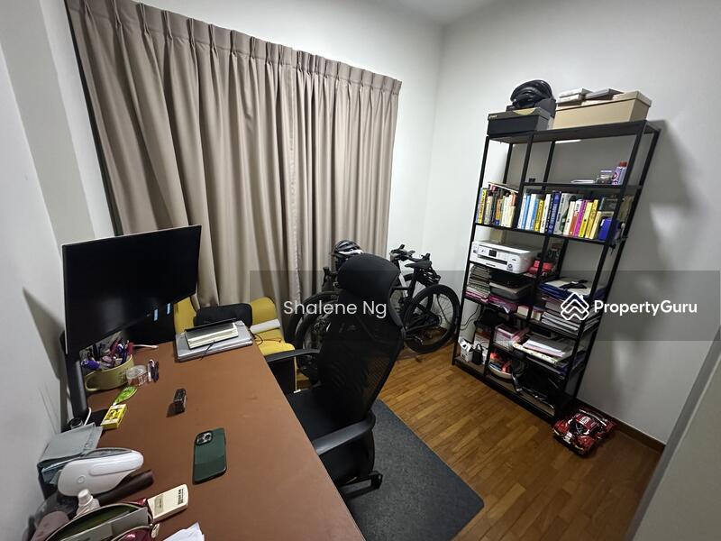 Condominium for Rent: D16, 465493