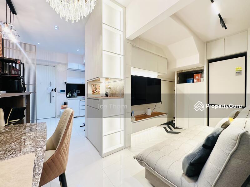 Prop-GPT: Condominium: D14 Geylang Suites @ Sims