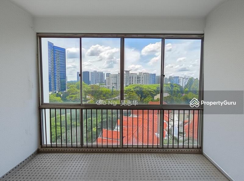 Prop-GPT: Apartment: D09 Cairnhill Cavenagh Gardens