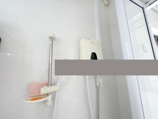 122 Ang Mo Kio Avenue 3 HDB Apartment Room Rental, $850, 1 Bed 1 Bath 150 sqft $5.67 psf