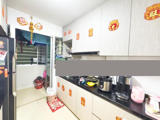 HDB Apartment for Rent, 454 Fajar Road HDB Apartment Room Rental, $885, 1 Bed 200 sqft $4.43 psf, SGD 885 | 99-year Leasehold