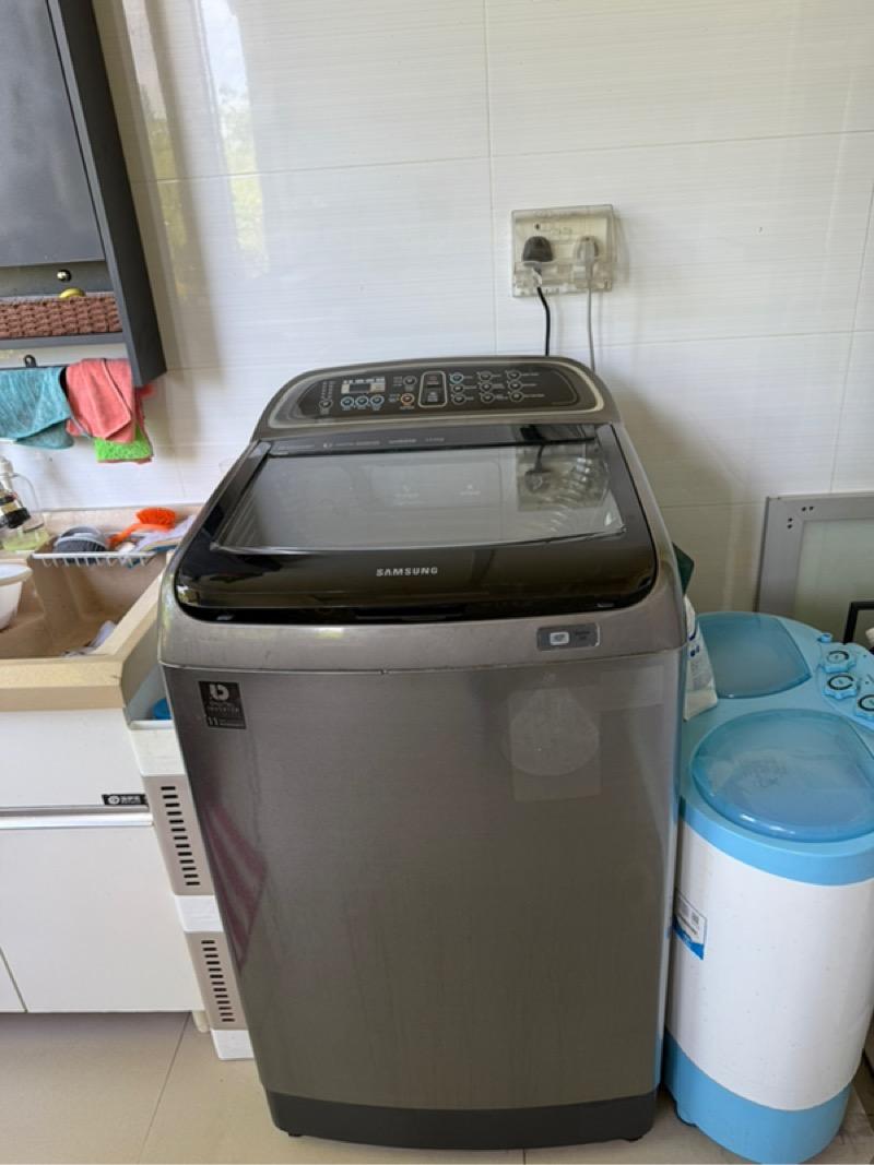 LAKESIDE GROVE Terraced House Room Rental, $1,200, 1 Bed 1 Bath 250 sqft $4.80 psf