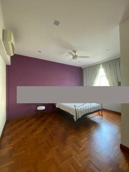 Kew Green Terraced House Room Rental, $1,400, 1 Bed 300 sqft $0.71 psf