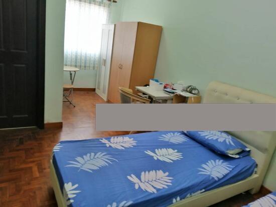 Prop-GPT: Terrace: D22  Westwood Park