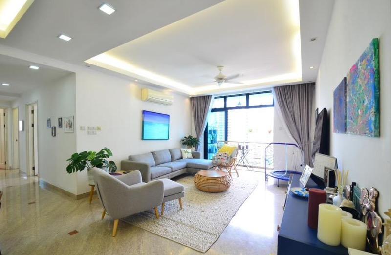 Prop-GPT: Condominium: D10  Spring Grove