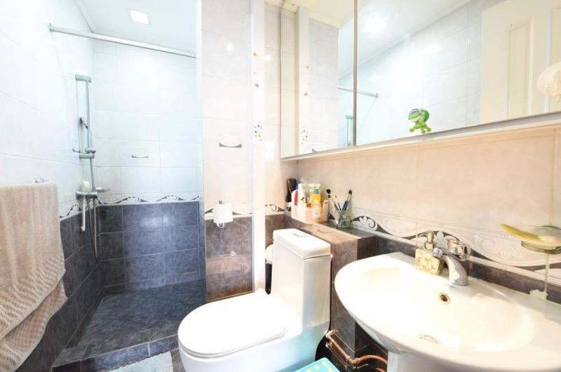 Spring Grove Condominium For Rent, $8,500, 3 Bed 3 Bath 1,389 sqft $6.12 psf