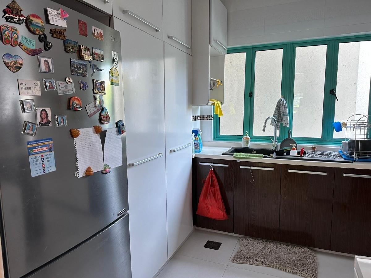 Southaven II Condominium For Rent, $5,300, 3 Bed 3 Bath 1,659 sqft $3.19 psf