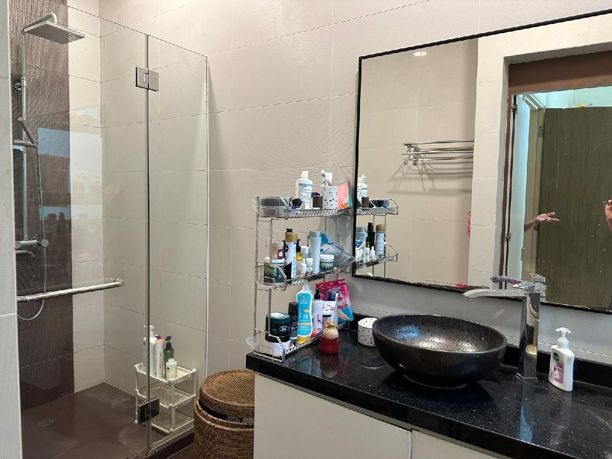 Southaven II Condominium For Rent, $5,300, 3 Bed 3 Bath 1,659 sqft $3.19 psf