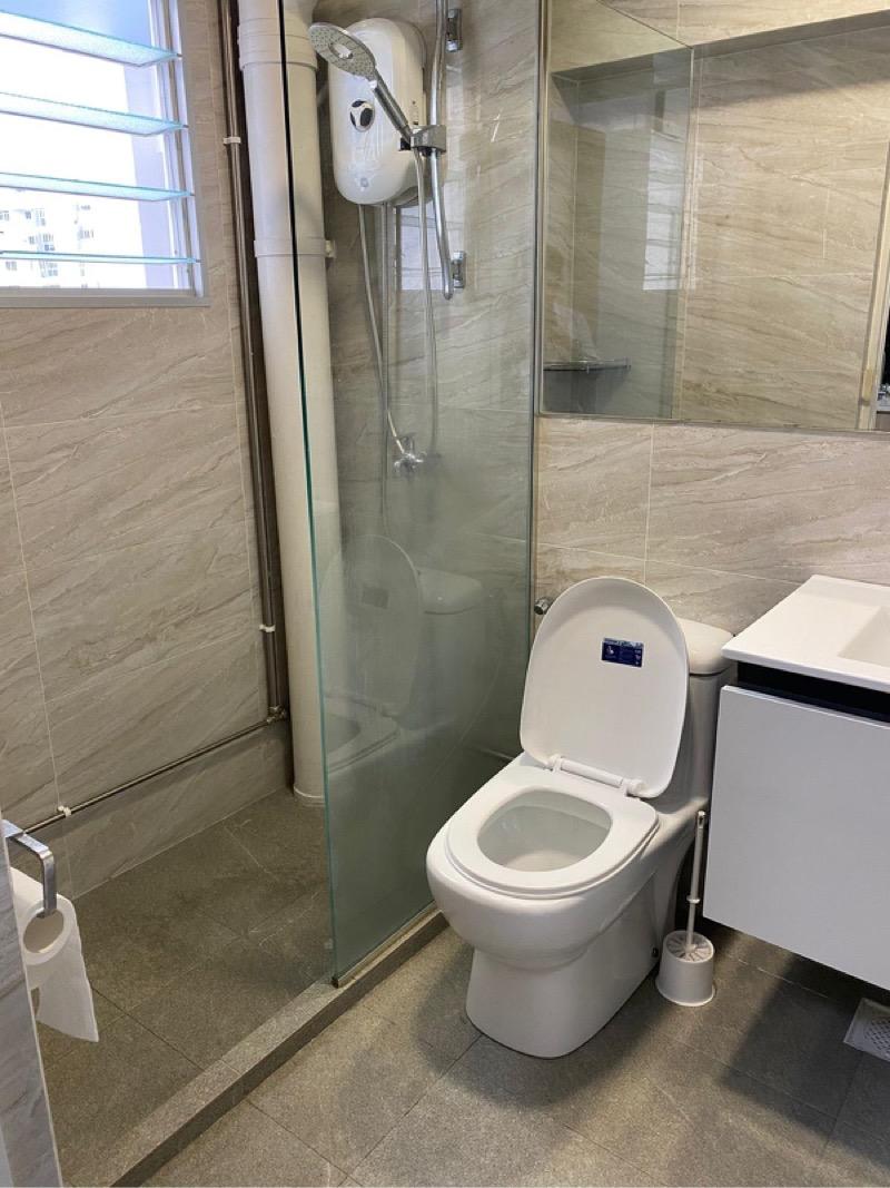 626 Woodlands Avenue 6 HDB Apartment For Rent, $3,080, 2 Bed 2 Bath 968 sqft $3.18 psf