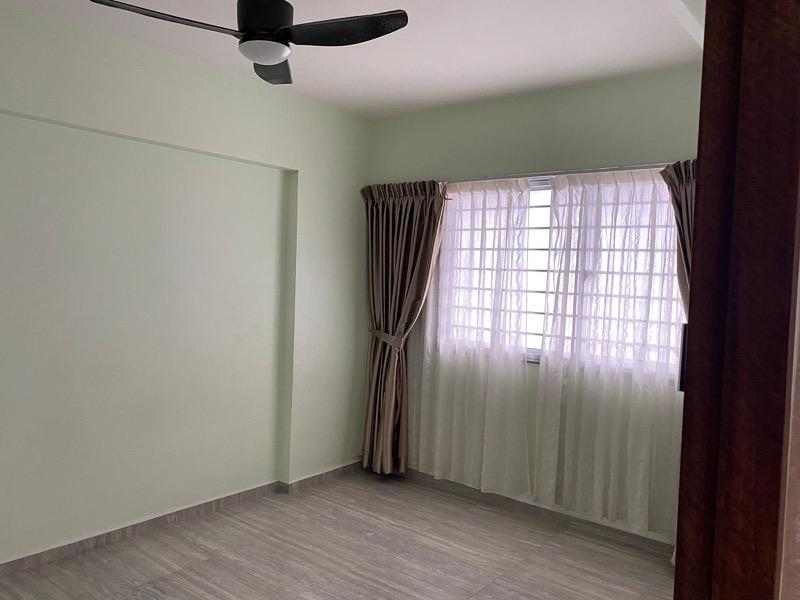 626 Woodlands Avenue 6 HDB Apartment For Rent, $3,080, 2 Bed 2 Bath 968 sqft $3.18 psf