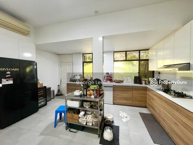 Bungalow for Rent: D10, 267000