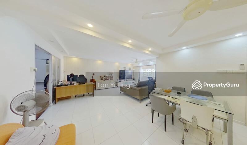 Prop-GPT: HDB Flat: D19  226C Compassvale Walk