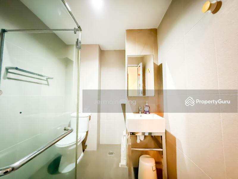 Condominium for Rent: D25, 738207