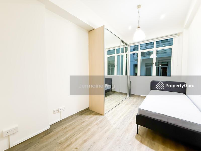 Condominium for Rent: D25, 738207
