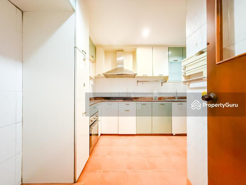 Condominium for Rent: D25, 738207
