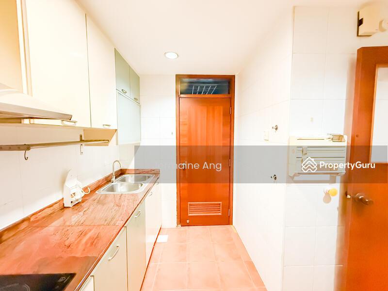 Condominium for Rent: D25, 738207