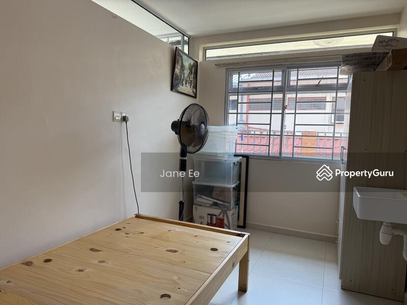 Corner Terrace for Rent, Hoover Park, SGD 7,500 | Freehold