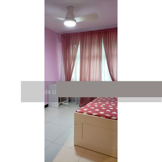 HDB Apartment for Rent, 55 Teban Gardens Road HDB Apartment Room Rental, $800, 1 Bed 2 Bath 120 sqft $6.67 psf, SGD 800 | 99-year Leasehold
