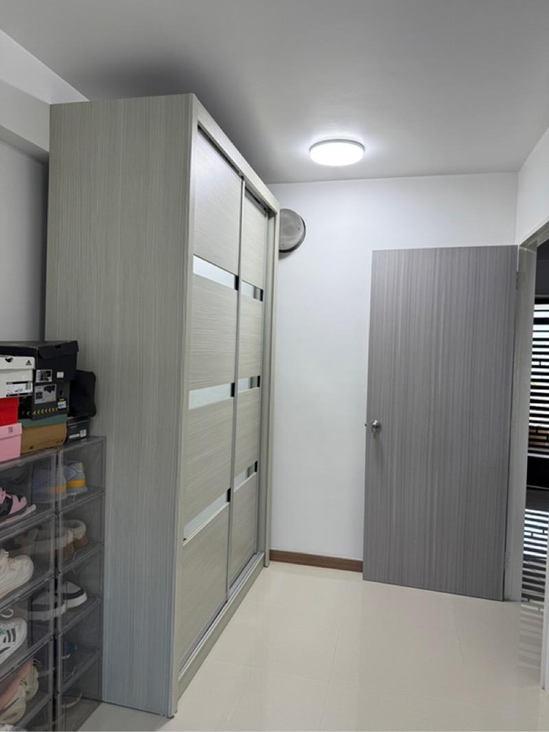 567A CHAMPIONS WAY HDB Apartment Room Rental, $1,000, 1 Bed 2 Bath 10 sqft $100.00 psf