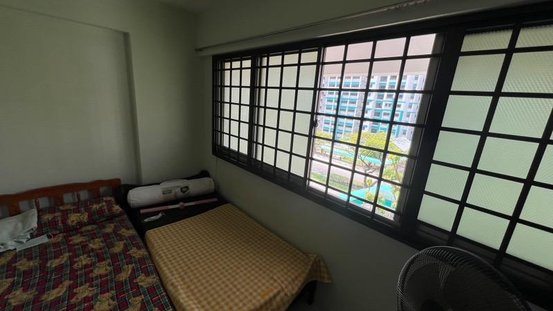 717 Jurong West Street 71 HDB Apartment Room Rental, $1,100, 1 Bed 1 Bath 107 sqft $10.28 psf