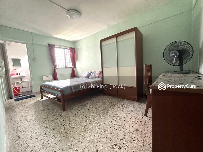 Prop-GPT: HDB Flat: D20 Ang Mo Kio 471 Ang Mo Kio Avenue 10